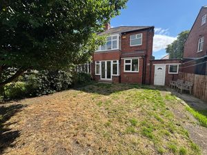 Rear garden- click for photo gallery